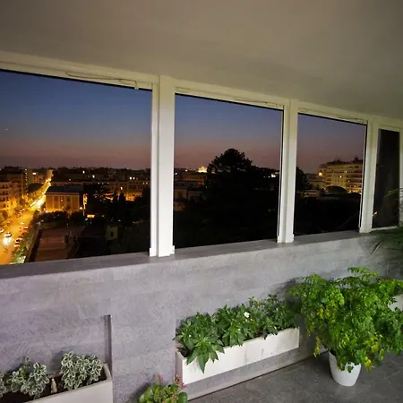 Central Penthouse Appartamento *
